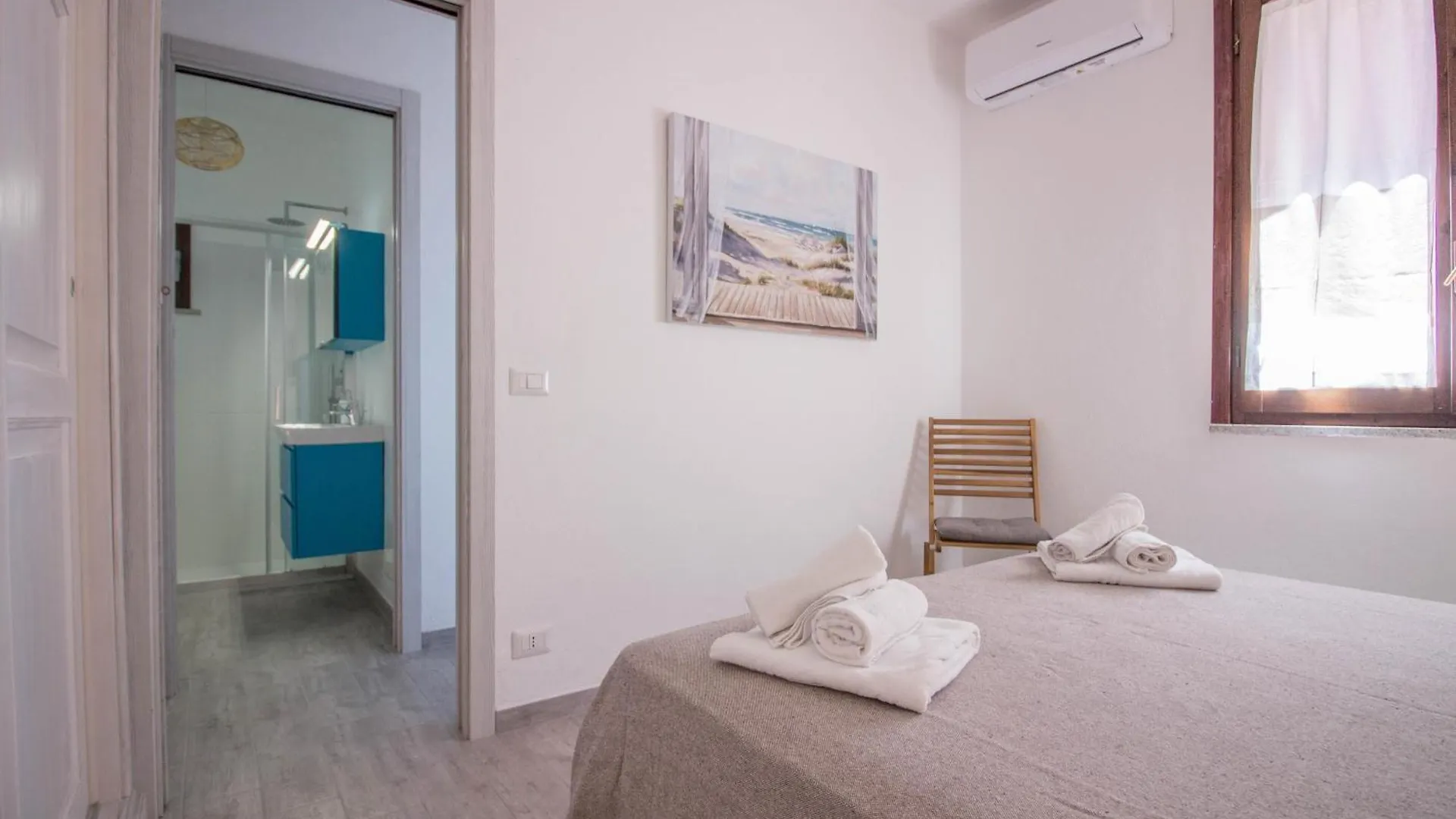 Palau Lovely Sea View Apartment With Balcony 0*,  Itália